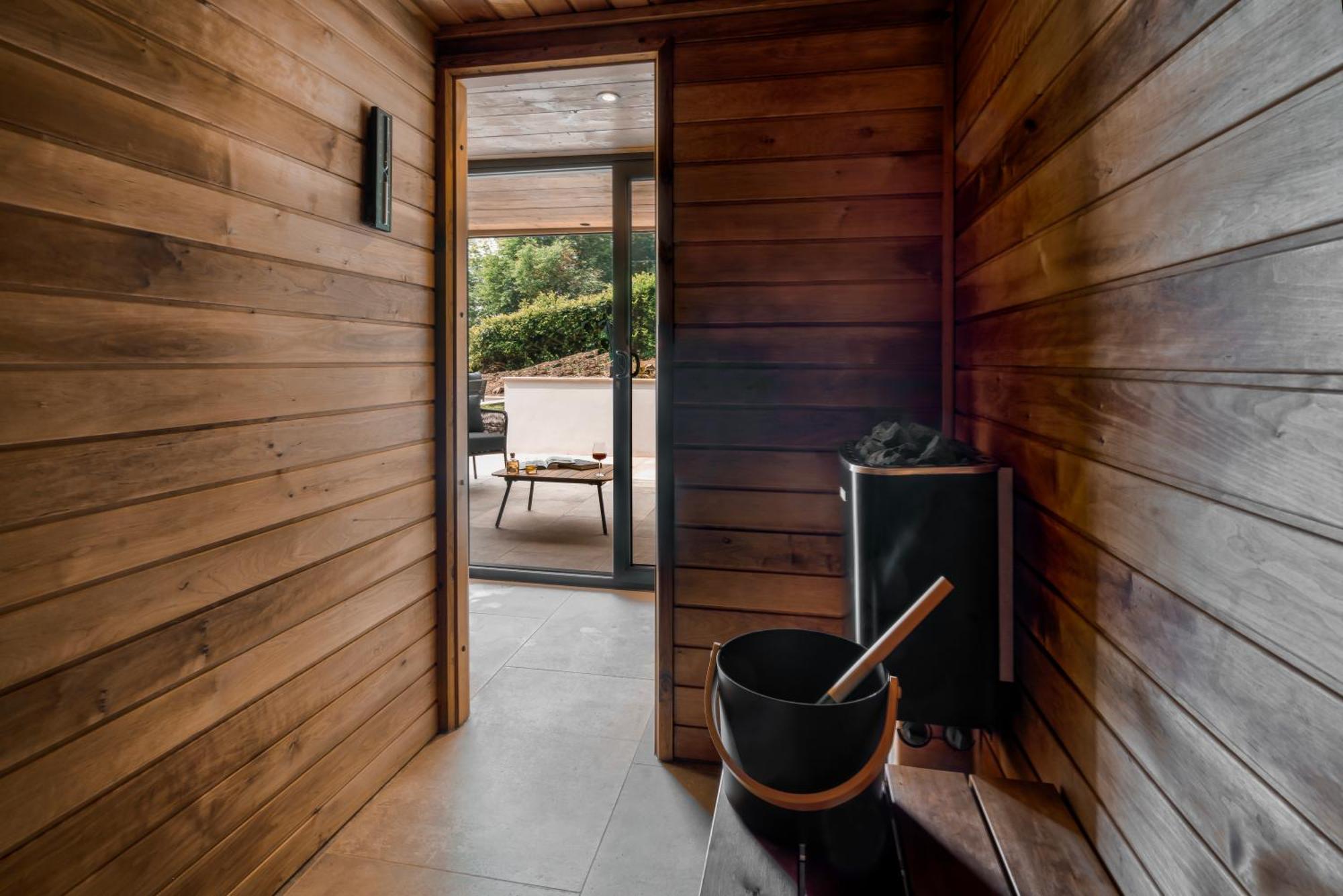 The Hideaway At Longtail Villa Bowness-on-Windermere Exterior photo